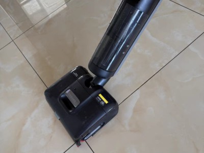 追觅T50 Ultra洗地机：机械臂自动调平+泡沫洗地，顽固油污克星