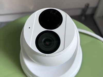 Ulticam IQ V2 4K安防摄像头
