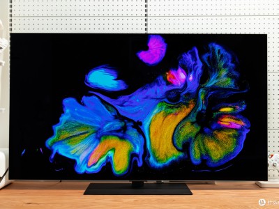 LG OLED Evo W6 无线超薄电视，家居装饰与观影体验双升级