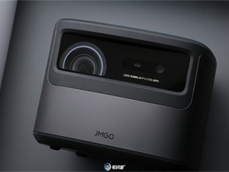 坚果J10S智能投影仪：高清高亮的居家影院核心