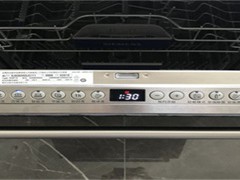 西门子SJ636X02JC嵌入式洗碗机：高温除菌的厨房洁净管家