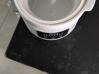 远程操控+精准控温！美的智能电炖盅MB-WHS4079：上班族的养生神器