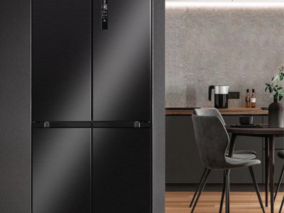 美的SPACE MASTER冰箱：60cm窄身藏443升大容量