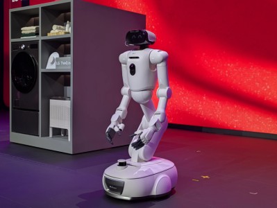 LG CLOID 双臂家用机器人：智能家居的全能执行管家