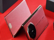 华为 Mate XTs ：非凡大师|小艺可视化解题